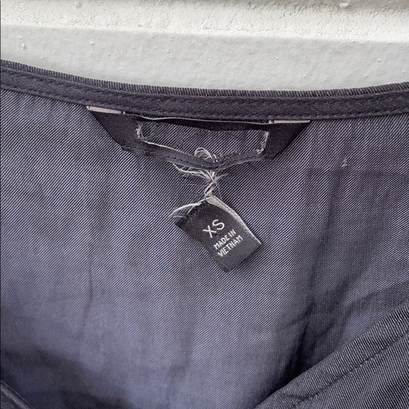 Banana Republic Top - Picture 5 of 9